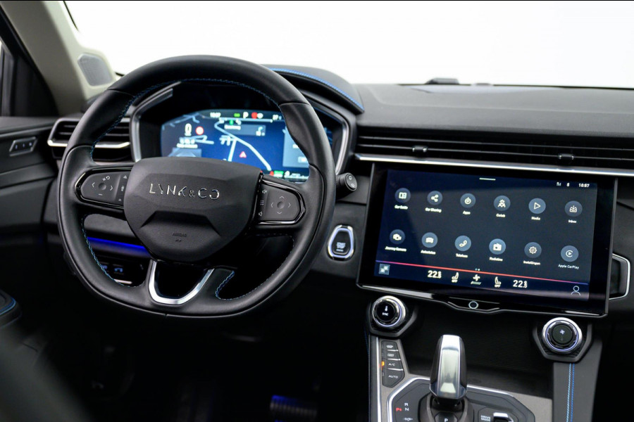 Lynk & Co 01 01 1.5 261PK Plug-in Hybrid *Origineel NL* Pano/dak Apple/Carplay Adaptive/Cruise