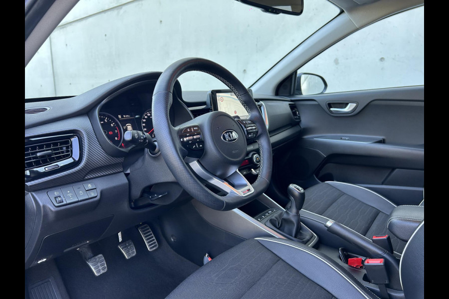 Kia Stonic 1.0 T-GDi MHEV GT-Line | Camera | Navi | H-Leder | Stuur-/Stoelverwarming | 17" Velgen | Apple CarPlay/Android Auto | Key-Less | PDC | Cruise | LED |