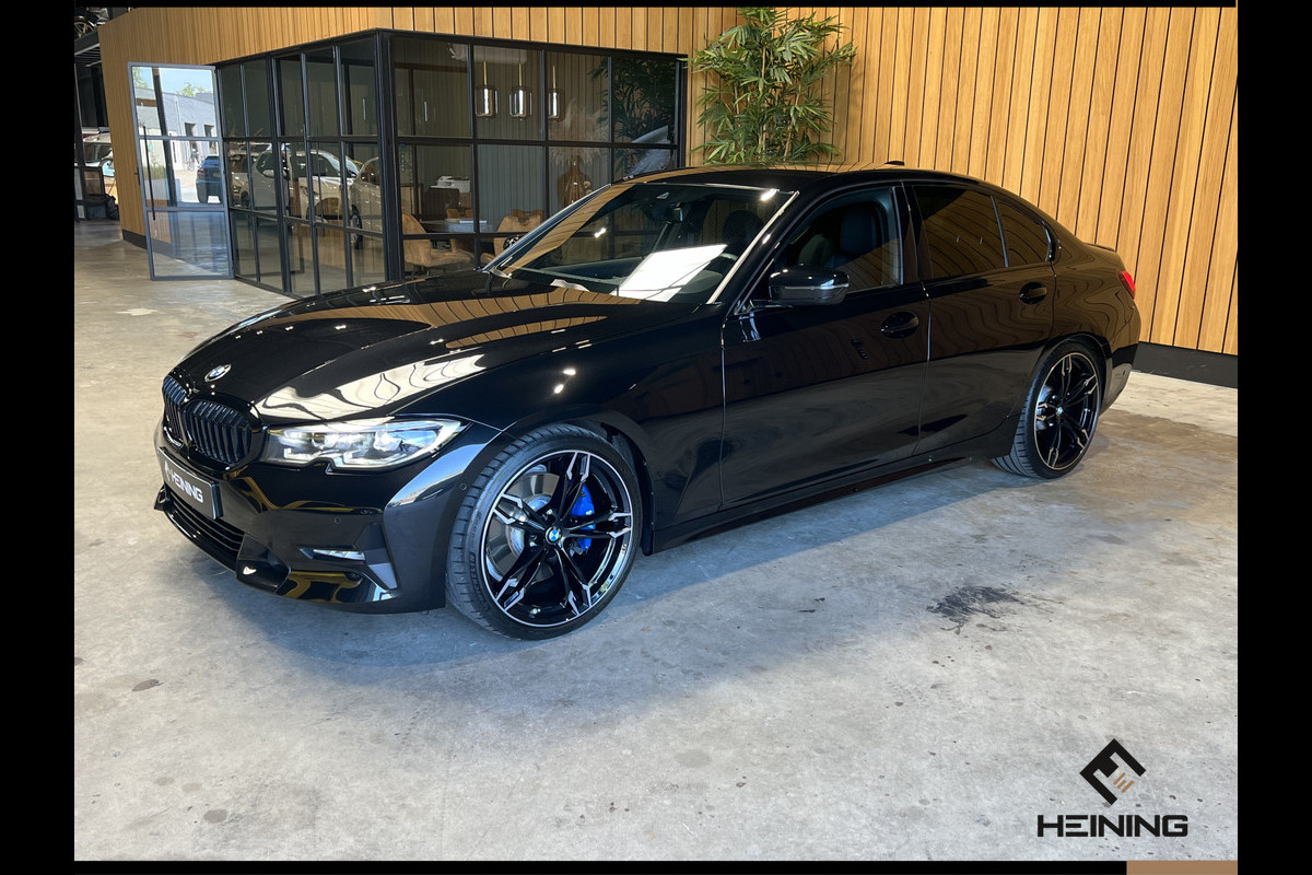 BMW 3 Serie 330D Business Edition Navi. Apple carplay. NAP Hollandse auto. Trekhaak