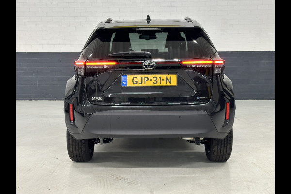 Toyota Yaris Cross 1.5 Hybrid 130 Executive NIEUW MODEL ACC | Parkeersensoren | Lane assist | dodenhoek assist | Two tone velgen Carplay | Parkeercamera | LED | Stoel/stuur verwarming