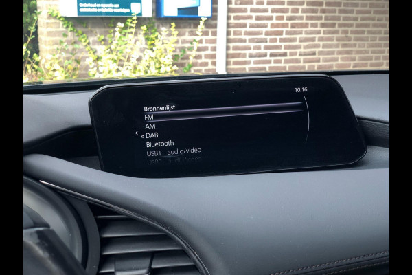 Mazda 3 2.0 e-SkyActiv-G M Hybrid 122 Comfort met Bose | Navi, Carplay/Android, DAB, Camera, ACC, Stoel+Stuurverw. | NAP |