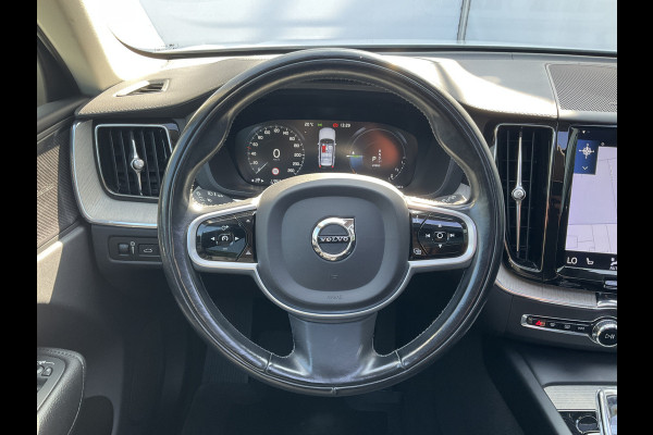 Volvo XC60 2.0 T6 PHEV AWD INSCRIPTION Harman/Kard Pano-Dak Stuur/stoelverw Trekhaak Plug-IN RECHARGE