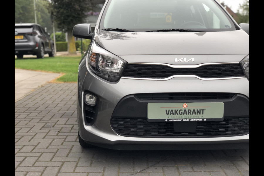 Kia Picanto 1.0 Dream Team | Navigatie, Apple CarPlay/Android Auto, Stoel + Stuurverwarming, Parkeercamera, Lichtmetalen velgen