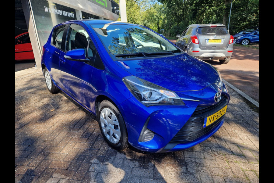 Toyota Yaris 1.5 VVT-i Aspiration | 2E EIGENAAR| 12 MND GARANTIE | CAMERA | CRUISE | AIRCO |