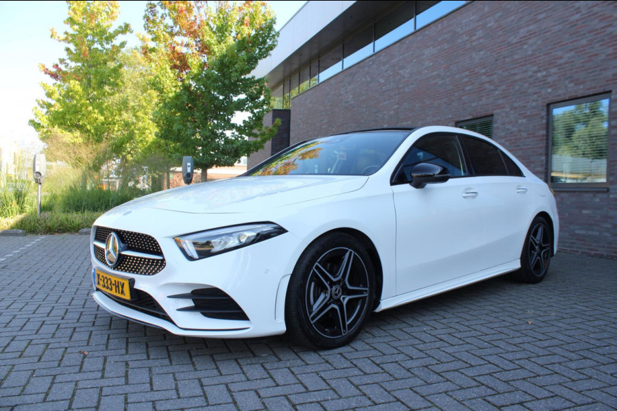 Mercedes-Benz A-Klasse 180 d Business Solution AMG