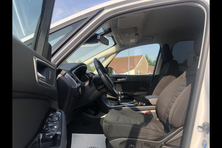 Ford Galaxy 1.5 Ecoboost Titanium 160pk Navigatie | Stoelverwarming | Parkeersensoren | Apple Carplay/ Android auto