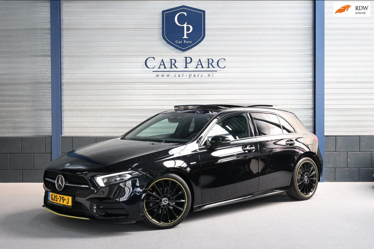 Mercedes-Benz A-Klasse 200 AMG Edition 1 MULTIBEAM/SFEER/VIRTUAL/PANO/ALCANTARA+S.VERWARMING/CAM/19" LMV/ACC/ECC/12 MDN GARANTIE!