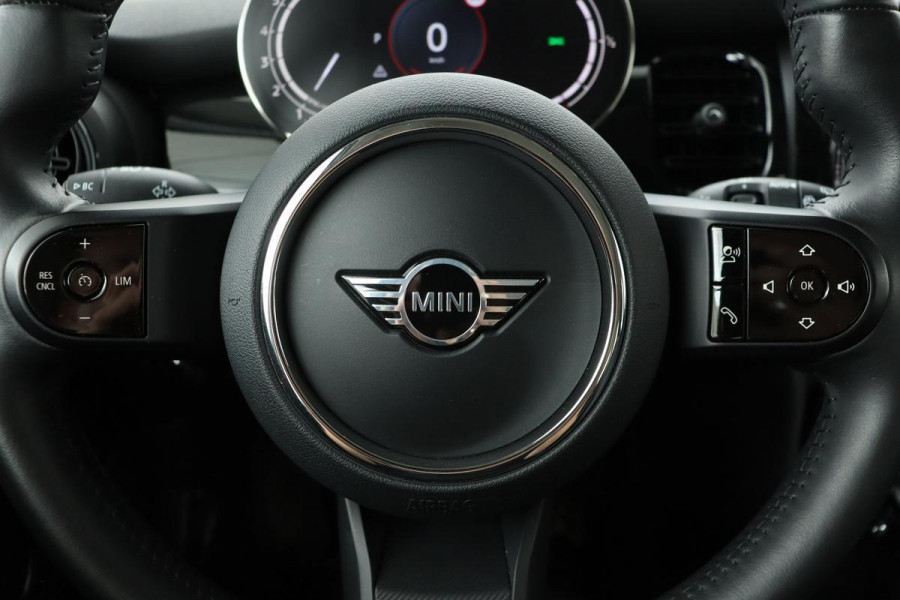 MINI One 1.5 Business Edition | Carplay | Full LED | Navigatie | DAB | Cruise control | Airco | PDC | Bluetooth