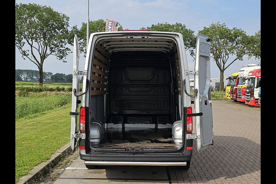 Volkswagen Crafter 30 2.0 TDI AC EURO6!