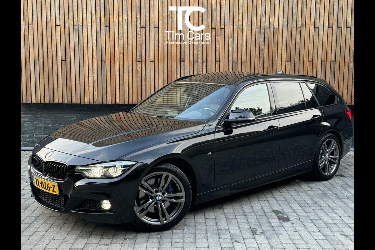 BMW 3 Serie Touring 318i M Sport Automaat | Leer | Panoramadak | Elektrisch verstelbare stoelen | Achteruitrijcamera | HiFi Audio | Parkeers