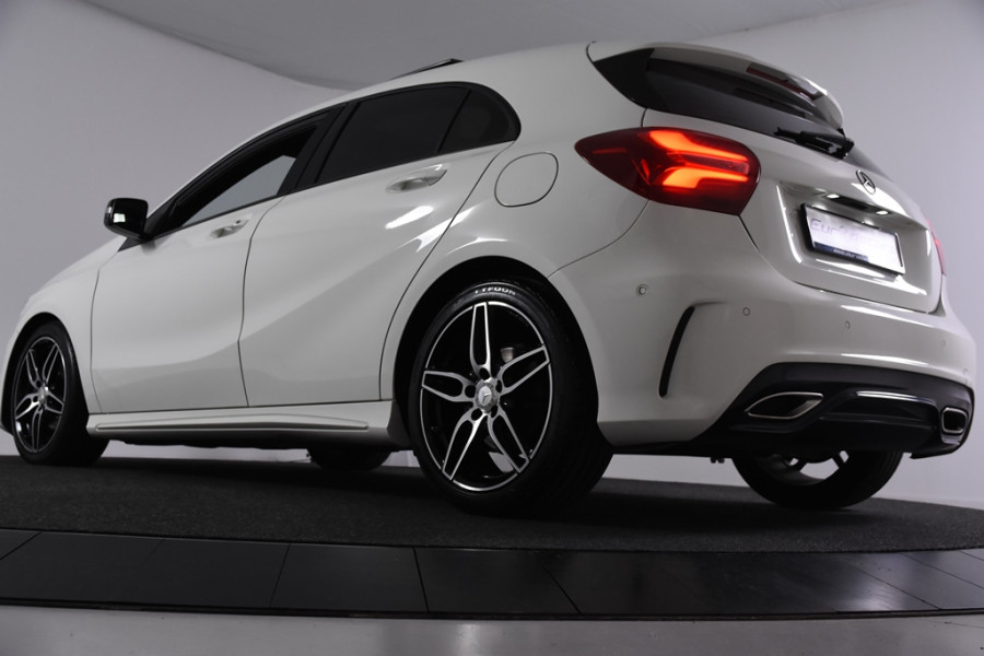 Mercedes-Benz A-Klasse A180 AMG Night *Panoramadak* Carplay*Ambiente*