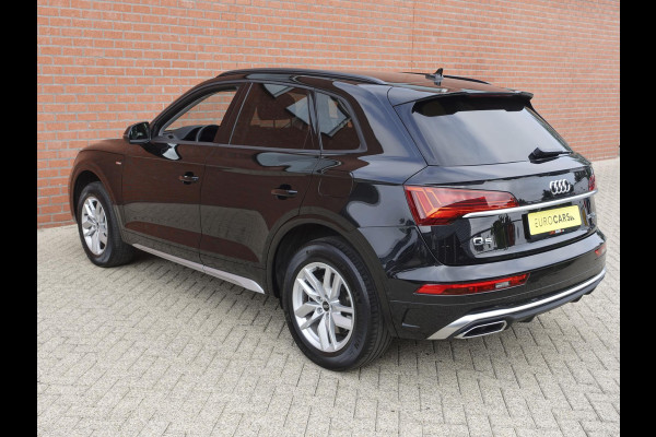 Audi Q5 50 TFSI e 300pk PHEV S-Line Navigatie Camera Parkeersensoren Head-up-display Stoelverwarming Ledverlichting Cruise Control Getinte ramen Climate Control