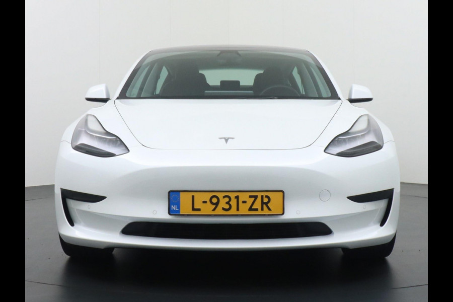 Tesla Model 3 Standard RWD Plus 60 kWh VAN 32.900,- VOOR 30.877,- ZOMERVOORDEEL: 2.023,-| FACELIFT ORG. NL. NAP KM.