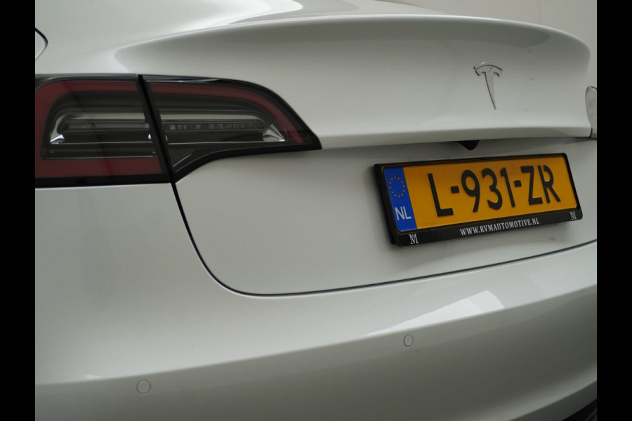 Tesla Model 3 Standard RWD Plus 60 kWh VAN 32.900,- VOOR 30.877,- ZOMERVOORDEEL: 2.023,-| FACELIFT ORG. NL. NAP KM.