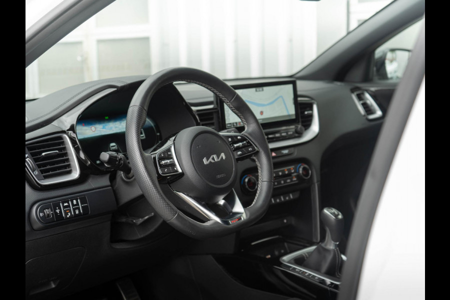 Kia Ceed 1.0 T-GDi GT-Line | Panorma Dak | NL auto | Carplay | Sportstoelen | | LED | Navi | Stoel-/stuurverwarming | 17'' | Camera