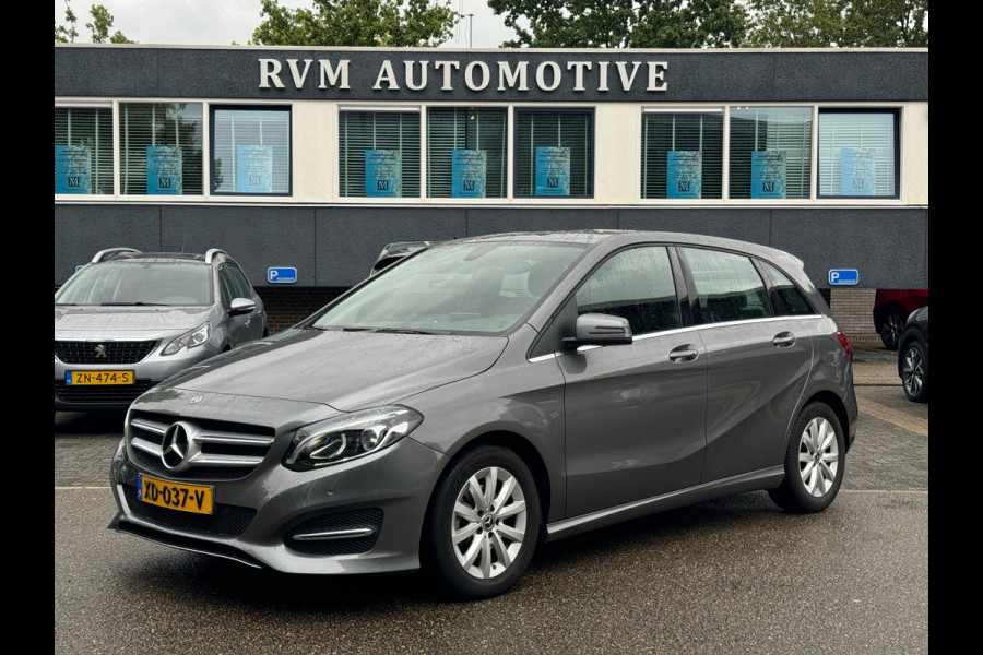 Mercedes-Benz B-Klasse 180 Ambition VAN: 22.900,- VOOR: 21.220,- UW ZOMERVOORDEEL: 1.680,- | UNIEKE KMSTAND | 1e EIGENAAR