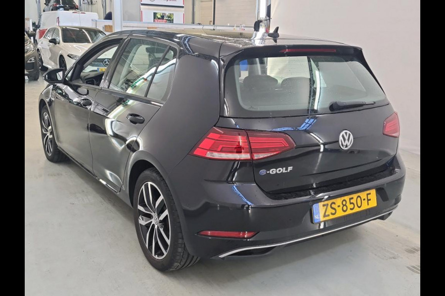 Volkswagen e-Golf e-Golf NL AUTO | SUBSIDIE | LEDER | VIRTUAL COCKPIT | STOELVERW |