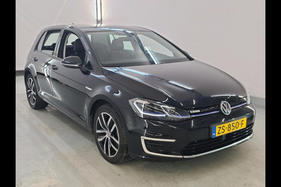 Volkswagen e-Golf e-Golf NL AUTO | SUBSIDIE | LEDER | VIRTUAL COCKPIT | STOELVERW |