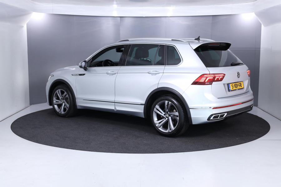 Volkswagen Tiguan 1.5 TSI R-Line Business 150 pk Automaat (DSG) | Verlengde garantie | Navigatie | Achteruitrijcamera | Parkeersensoren | Adaptieve cruise control |