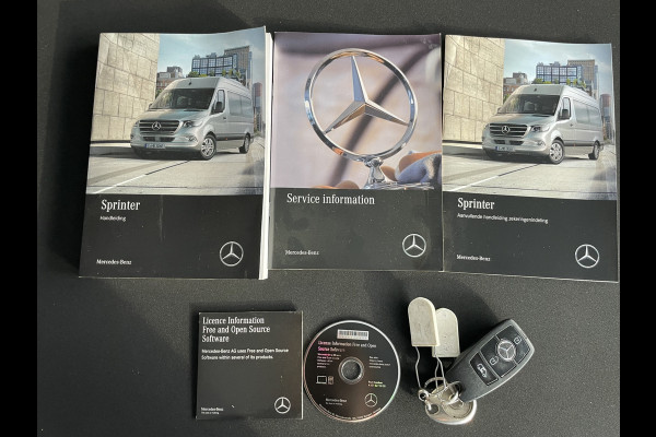 Mercedes-Benz Sprinter 314 2.2 CDI L2H2 DC Automaat 2 zitpl.RV - Zijschuifd.R - Laadvloer - Tussenschot.V - Zijwind Ass. - Vermoeidh.herkenning Clim.control - Cruise control - Apple CP/AA - Radio/USB/AUX/DAB/TEL - MF-Stuurwiel - LMV - Trekhaak - CD+AB - Keyless E+S - Ramen E-VZ - Spiegels E-V+VW - B-stoel IHV - RS