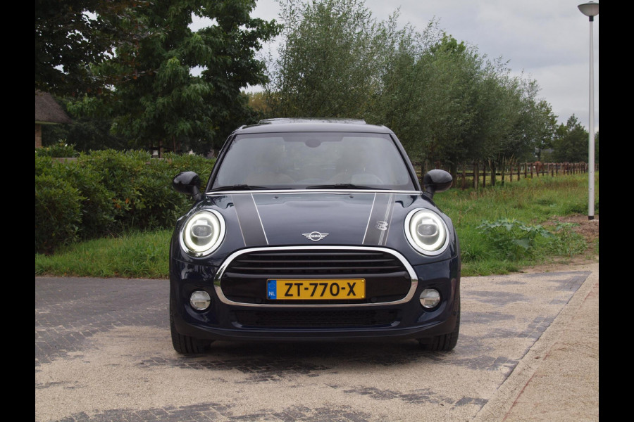 MINI Mini 1.5 Cooper 60 Years Edition | Harman Kardon | Panoramadak | Navigatie | Automaat | NL-Auto | Lederen Bekleding |