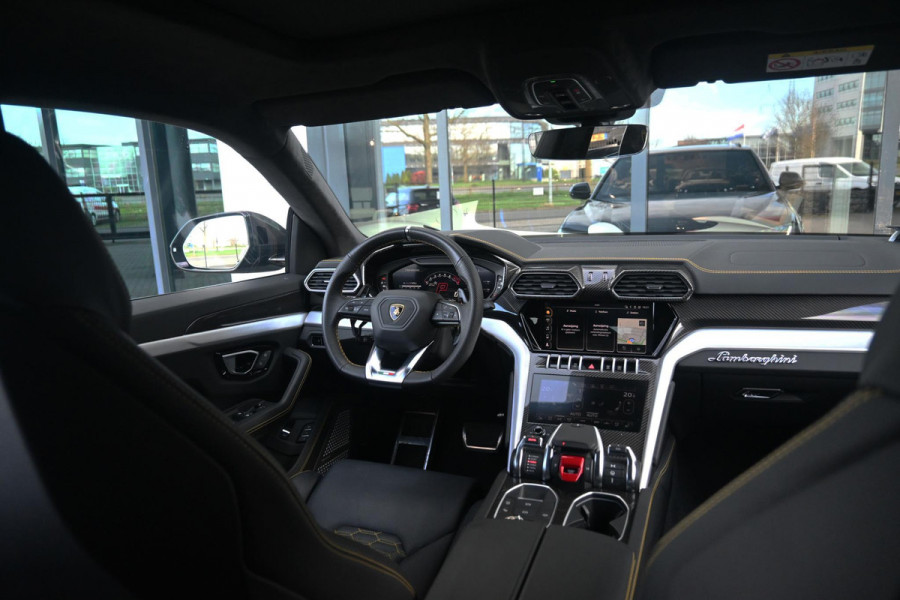 Lamborghini Urus 4.0 V8 *Keramisch / 3D Bang & Olufsen / Carbon / Panorama / Massage / Ventilatie / Surround View*