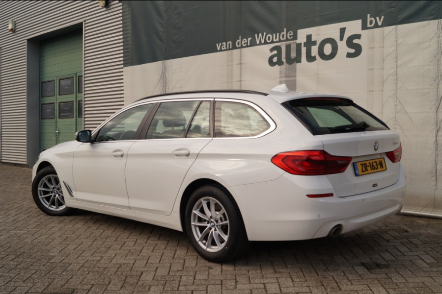 BMW 5 Serie Touring 520i 184pk Automaat Executive Edition -NAVI-ECC-