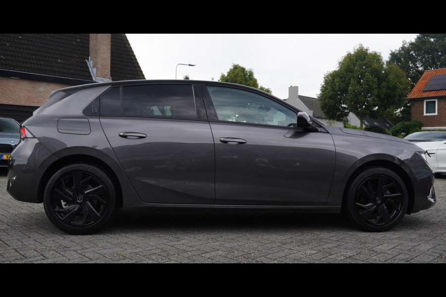 Opel Astra 1.2 GS Line LED| Leer | Camera | Stuur + stoel verwarming | Apple Carplay | Sport | NAP | Goed onderhouden |