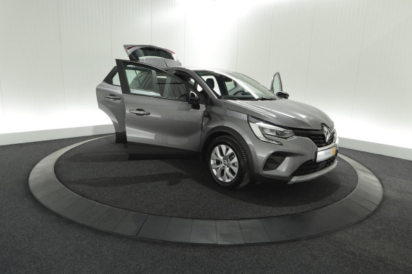 Renault Captur 1.6 E-Tech Hybrid 145 evolution | Navigatie | Allseason Banden | Parkeersensoren | Apple Carplay