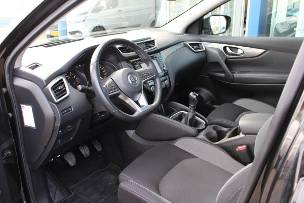 Nissan QASHQAI 1.3 DIG-T N-Connecta | Trekhaak | Panorama Dak | Climate Control | Cruise Control | Navigatie |