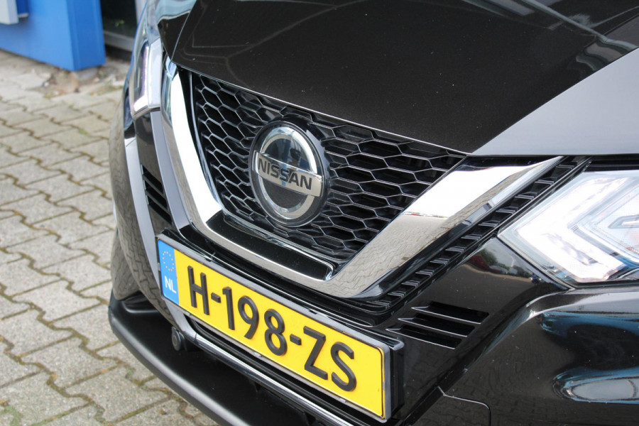 Nissan QASHQAI 1.3 DIG-T N-Connecta | Trekhaak | Panorama Dak | Climate Control | Cruise Control | Navigatie |