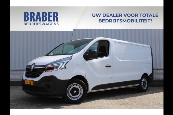 Renault Trafic 2.0 dCi 120PK L2H1 Comfort | Navi | Airco | Trekhaak | Cruise | Parkeersensoren | Volledig betimmerd |