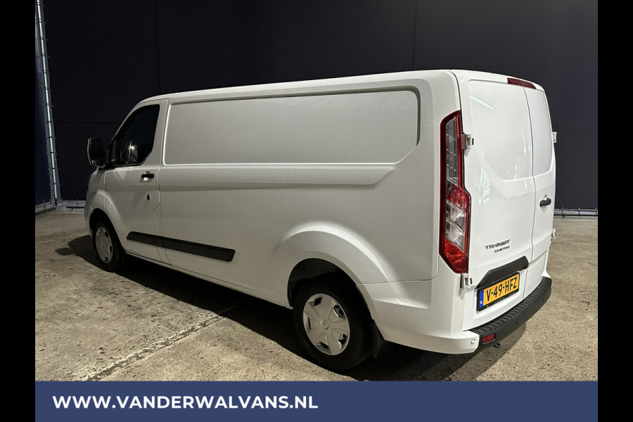 Ford Transit Custom 2.0 TDCI L2H1 Euro6 Airco | LED | Cruisecontrol | 2800kg trekvermogen Parkeersensoren, Verwarmde voorruit, Bijrijdersbank