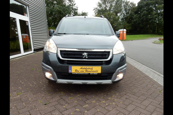 Peugeot Partner Tepee 1.2 STYLE*AIRCO*CR CONTR*TREKHAAK*NW DISTR RIEM*