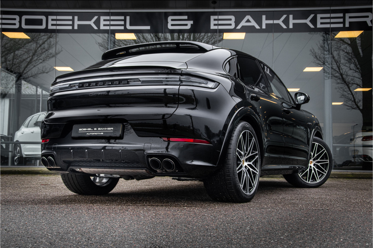 Porsche Cayenne Coupé 3.0 E-Hybrid - PASM - Sportdesign - Matrix - HUD - Adapt. Cruise - BOSE - GT Nw. model! Direct leverbaar!