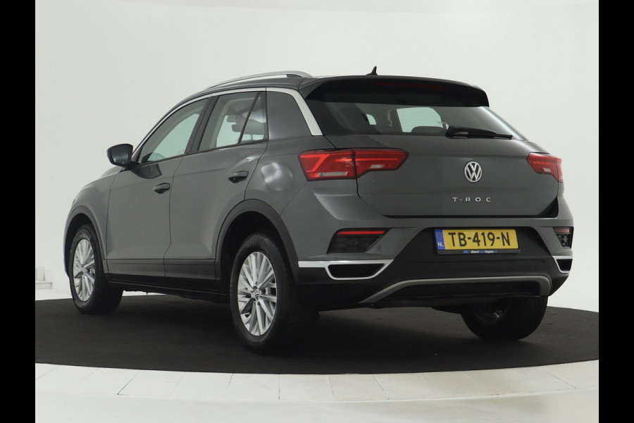 Volkswagen T-Roc 1.0 TSI Style Business NAVI | Carplay | Dealer Onderhouden