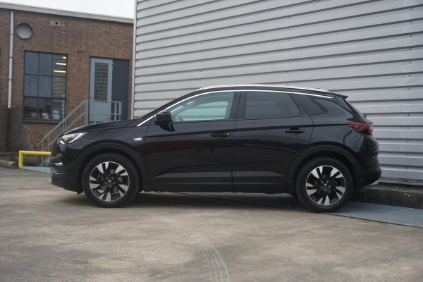 Opel Grandland X 1.2 Turbo Innovation Automaat | Trekhaak | Leder | Stoelverwarming en ventilatie | Parkeercamera 360° | Keyless entry | AGR voorstoelen