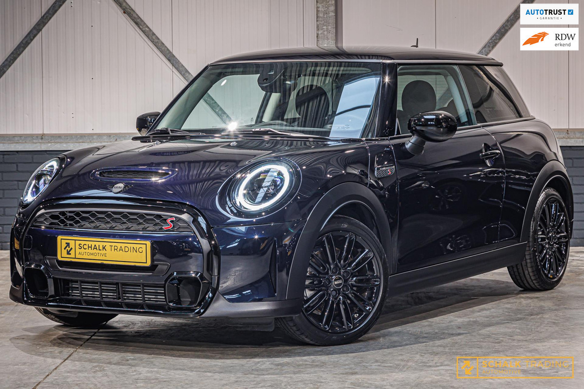 MINI 2.0 Cooper S MINI Yours|Full-Black|Fab garantie|Leder|