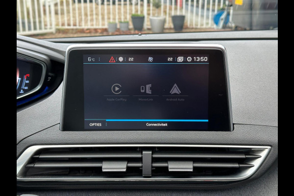 Peugeot 3008 1.2 PureTech | PANO | Navi | LED | CarPlay