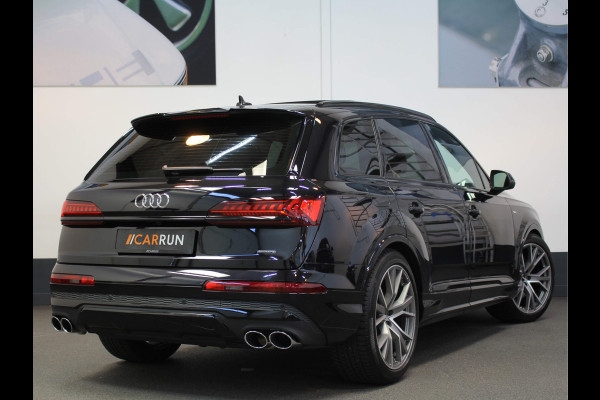 Audi Q7 55 TFSI e S-Line | Carbon | Panorama | RS Uitlaattips | Head-Up | ACC | Voll. Leder | Keyless-Go | Trekhaak 3500kg | Luchtvering | Tour-Pakket | Matrix-LED | Virtual-Cockpit | Carplay | Camera | DAB | Keyless-Go | 3-Zone Clima | Lane Assist. Rijklaarprijs incl Service en Bovag Garantie.