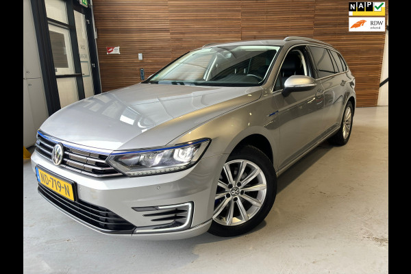 Volkswagen Passat Variant 1.4 TSI GTE Highline | NL-auto | ACC | Front assist | Bluetooth | Ambient | Full LED | NAP |