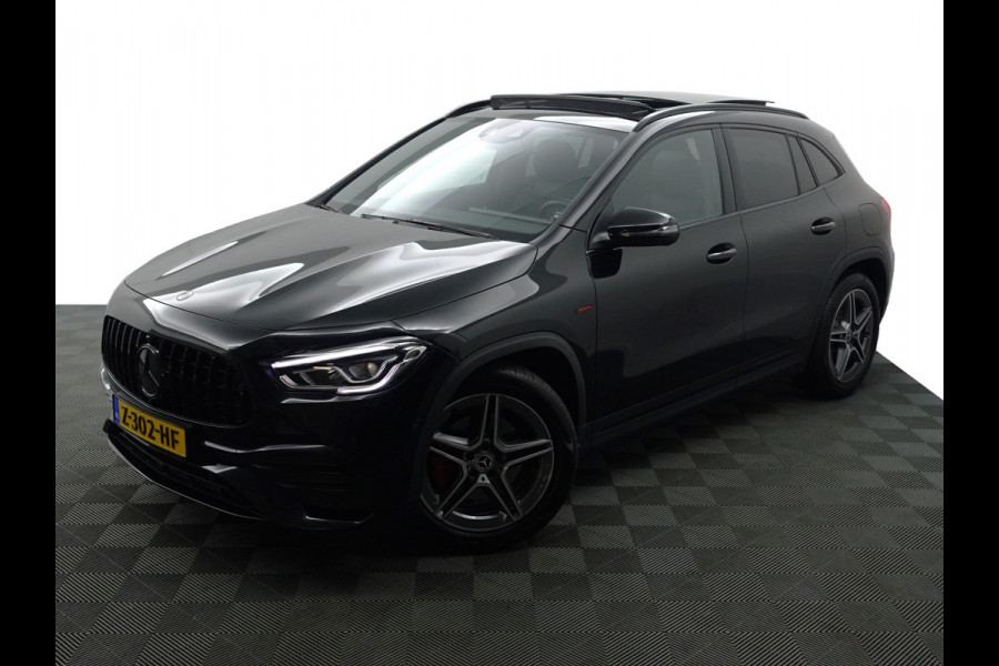 Mercedes-Benz GLA 250 4MATIC AMG Night Edition Aut- Panodak I Sfeerverlichting I  Carplay I Xenon Led I Alcantara Sport Interieur