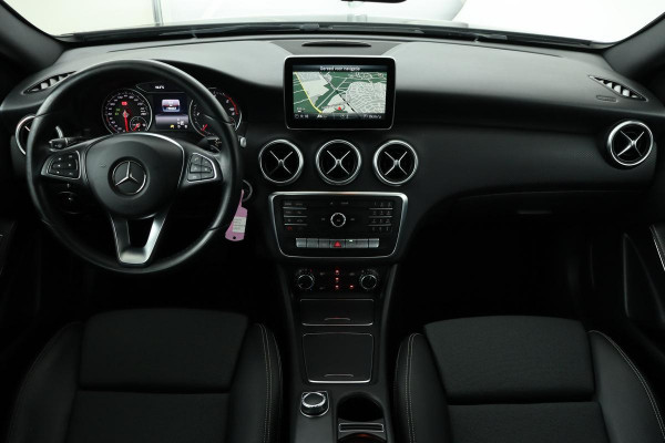 Mercedes-Benz A-Klasse 180 CDI Lease Edition | Automaat | Full LED | Sportstoelen | Navigatie | Half leder | Bluetooth | Airco | Cruise control