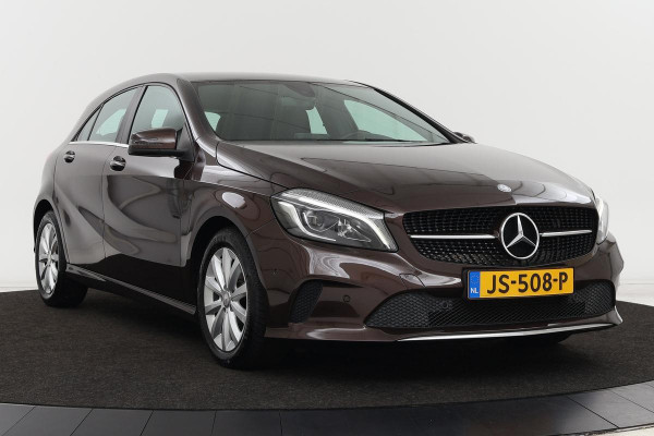 Mercedes-Benz A-Klasse 180 CDI Lease Edition | Automaat | Full LED | Sportstoelen | Navigatie | Half leder | Bluetooth | Airco | Cruise control