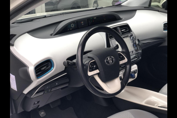 Toyota Prius 1.8 Hybrid White Edition | Eerste eigenaar, Head up display, Navigatie, Stoelverwarming, Dodehoekherkenning, Parkeersensoren