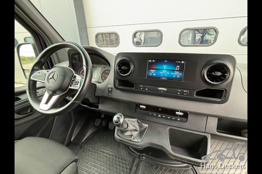 Mercedes-Benz Sprinter 319 L2 H2 190PK Camera Trekhaak MBUX Navi Geveerde stoel