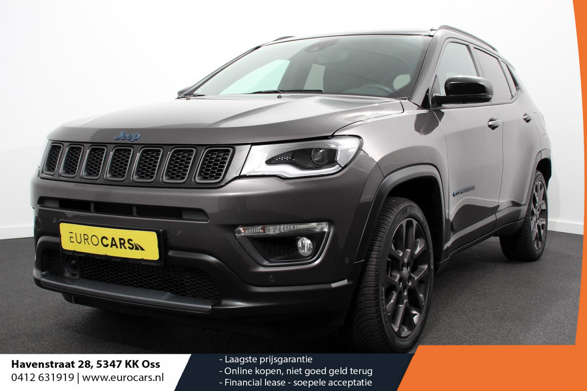 Jeep Compass 4xe 241pk Plug-in Hybrid Electric S | Navigatie | Parkeersensoren | Camera | Cruise Control | Elektrische achterklep | Park Assist | Stuur-en stoelverwarming | Xenonverlichting | Getinte ramen