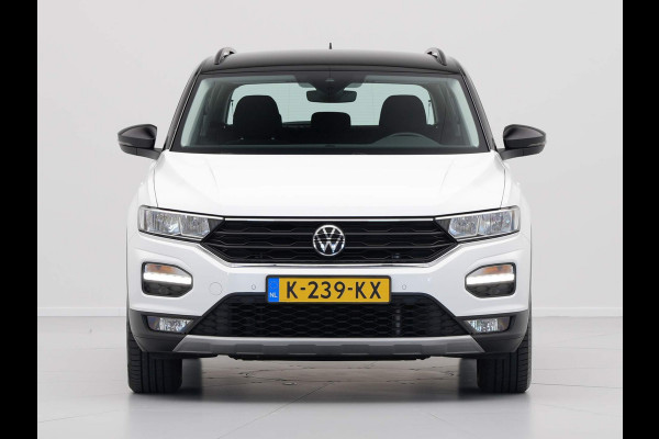 Volkswagen T-Roc 1.0 TSI 110pk Style Navi via App Trekhaak Pdc Acc 220