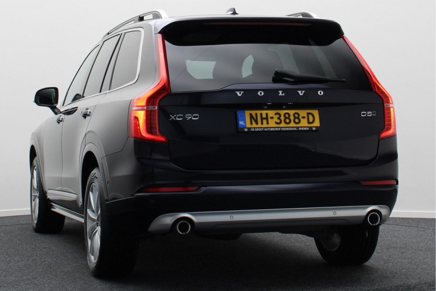 Volvo XC90 2.0 D5 AWD Momentum Automaat LED, Cruise, Leer, Panoramadak, Camera, Navigatie, Head-Up, City Safety