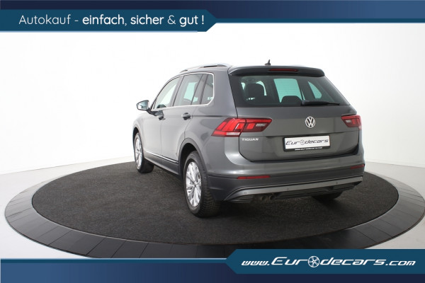 Volkswagen Tiguan 2.0 TDI Highline *Panoramadak*Leer*Trekhaak*